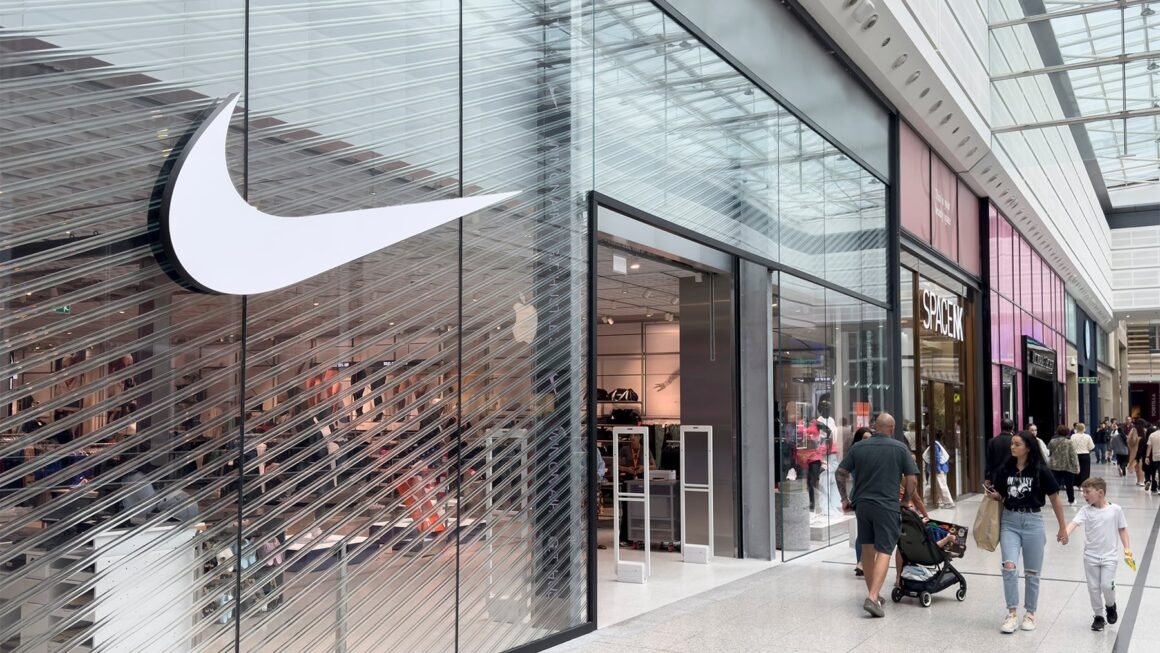 Nike to Slash Number of Online Distributors in China