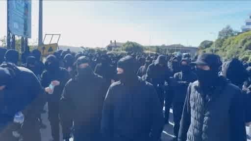Masked protesters block Dover port roads