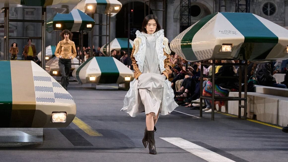LVMH Fashion Sales Slip on China Weakness, Dimming Recovery Hopes